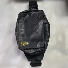 ニューエラ ボディバッグ