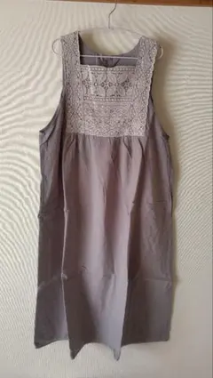 【Samansa Mos2】胸元レース付きノースリーブワンピース