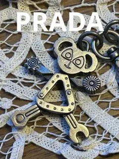 PRADA クマ　ロボットキーチャーム　キーホルダー
