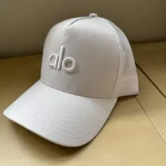 a*i様 【完売限定品】Alo Yoga Off-Duty Cap ベースボール - メルカリ