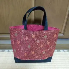 【ハンドメイド】赤系 ひいらぎ柄のミニトート