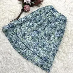 anySiS 青緑 花柄 タック 膝丈 スカート【W59〜63】大人可愛い ラメのサムネイル