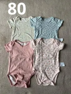ユニクロ　ロンパース　ベビー肌着 4点セット