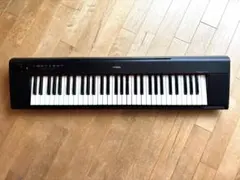 YAMAHA電子ピアノ NP-11本体 譜面立て 電源アダプター付　(箱無し)のサムネイル