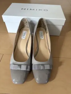 HIMIKO グレー リボン付きパンプス 24.5cmのサムネイル
