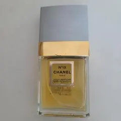 CHANEL N°19 ボディミストのサムネイル