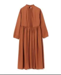 RBS ピンタックギャザーワンピース