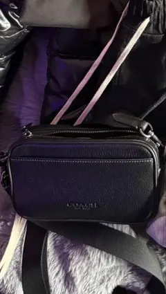 COACH ブラックレザー ショルダーバッグ