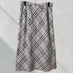 Burberry Londonノバチェック　ロングスカート 大きい15ABR