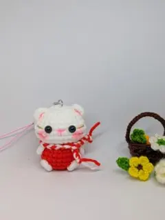 あみぐるみ　子猫　キーホルダー　ハンドメイド