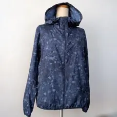 UNIQLO UVカット ネイビー迷彩柄ウィンドブレーカー 機能性パーカー