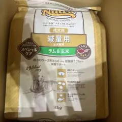 Item thumbnail for item 3fd05540-a0f7-4ff8-969e-1dfa33dbcef3