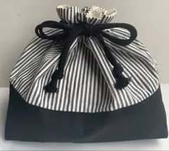 お弁当袋　巾着袋　ハンドメイド　入園入学　ストライプ柄　ブラック　黒