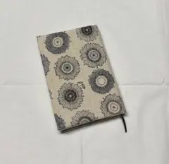 ハンドメイド ブックカバー（文庫）.フラワー 102