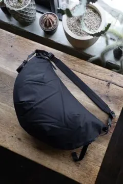 Blankof / GP Large Crescent Bag