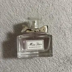 Miss Dior ミスディオール アブソリュートリーブルーミング 30ml h