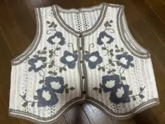 花柄刺繍 ベスト