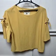 URBANITY イエロー 半袖 トップス