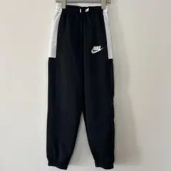 NIKEキッズ　トレーニングパンツ　１４０