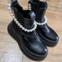 パール付きブーツ　ショートブーツ　厚底