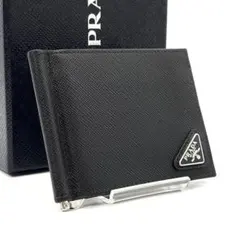 極美品◆PRADA 二つ折り財布 サフィアーノ マネークリップ ブラック 三角のサムネイル
