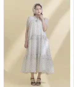 petit flowerフロッキーパフワンピース