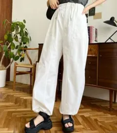 moment+　カーゴパンツ　すそドロスト　ワークパンツのサムネイル