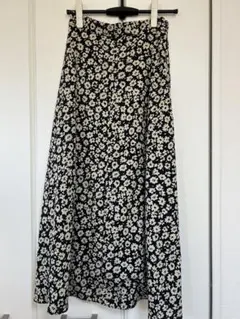 LOWRYS FARM スカート ブラック系 ハナクルミボタンAラインスカート