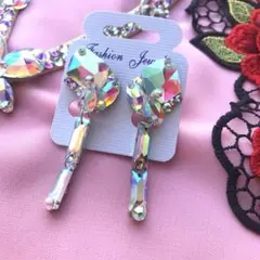 Item thumbnail for item 256243d2-022d-49b9-a49d-78b096140e46