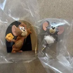 トムとジェリー　ジェリーとタフィーがいるお家フィギュア　ガチャガチャ