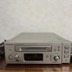 Item thumbnail for item 97c7badb-ac3a-4902-a514-1f79aa85dff2