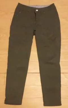 Item thumbnail for item 26ba50d2-aac5-4cb3-8cb2-50bc7458ec62