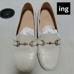 ing ベージュ ローファー 合成皮革