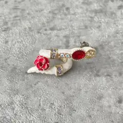 【廃盤 激レア 未使用】 アナスイ ヘビ バラ ピアス 幸運 白蛇 薔薇のサムネイル