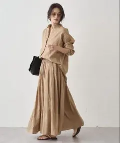 LOUNGEDRESS リネンバックタイシャツ キャメルのサムネイル