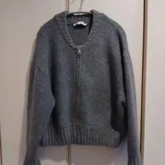 ZARA グレー ジップアップセーター