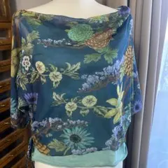 VIVIENNE TAM 花柄 半袖 トップスのサムネイル