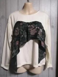 Discoat フラワープリント長袖カットソー　新品