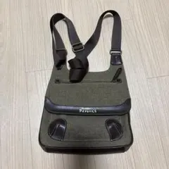 Person's ショルダーバッグ カーキ ブラウンのサムネイル