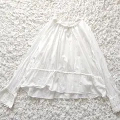 Ample シアードット2wayリボンブラウス （ホワイト）送料込み - メルカリ