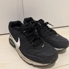 NIKE スニーカー ブラック　24.5㎝のサムネイル