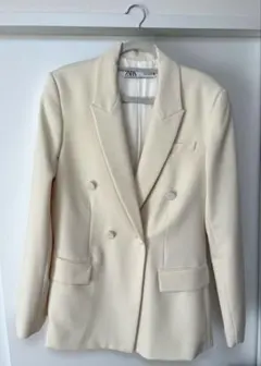 zara 白　テーラードジャケット