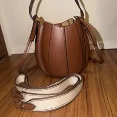 完売品 ZARA ステッチ入りバケットバッグ ショルダーバッグ