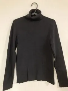 ローリーズファーム　タートルネックリブニット