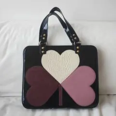 Orla Kiely オーラカイリー エナメル調バッグ クローバーモチーフのサムネイル