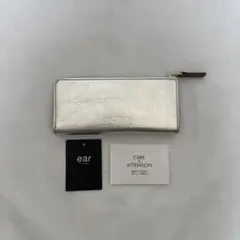 未使用 シンフィエ ear別注カラー 本革 ミディアム L字長財布 シルバーのサムネイル