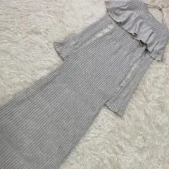 《美品》 LADYMADE 胸元フレアニットワンピース ライトグレー F 大人