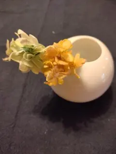 白磁 一輪挿し花器 球形