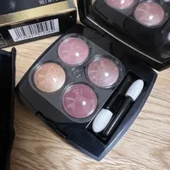 CHANEL レ キャトル オンブル