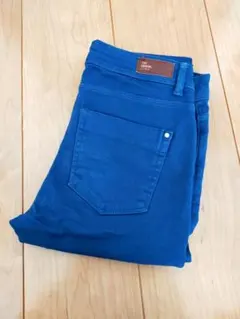 ザラ スキニーパンツ